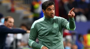 Após suspensão no STJD, Abel Ferreira vai completar 18 jogos de ausência no Palmeiras