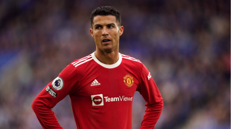 Barcelona teve a oportunidade de contratar Cristiano Ronaldo antes de fechar com Lewandowski; entenda