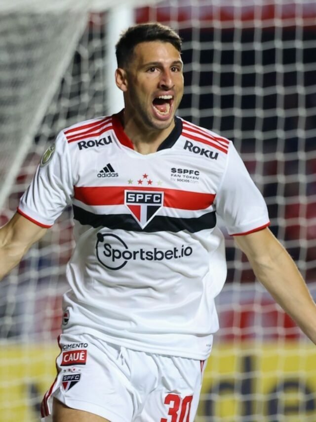 Calleri x Marcos Leonardo: números dos atacantes no Brasileirão 2022