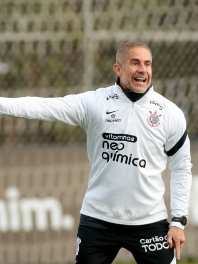 cropped-treinador_sylvinho_no_ultimo_treinamento_do_6a4w.jpg