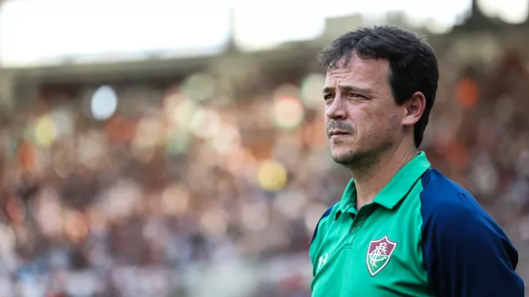 Atlético Mineiro nega procura por Fernando Diniz