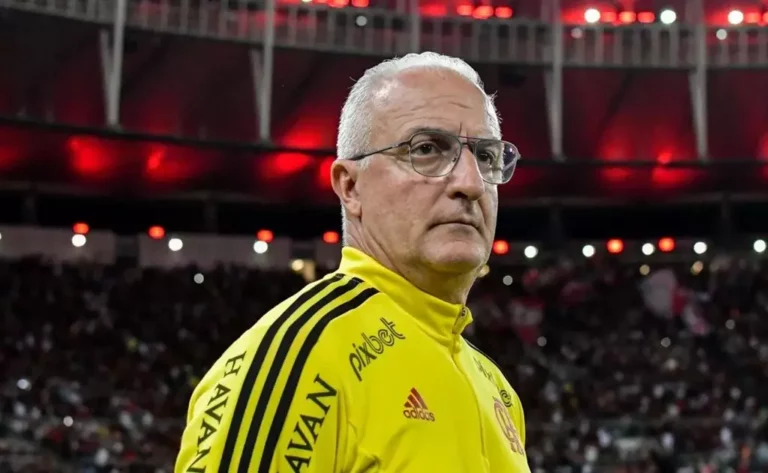 Diretoria do Flamengo avalia renovação de Dorival; Gallardo é monitorado