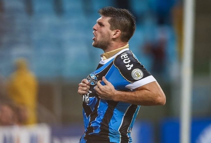 Santos tem interesse em Kannemann, do Grêmio