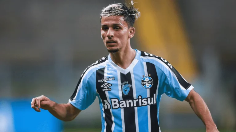 Biel, do Grêmio, revela sugestão do banco de reservas do Guarani