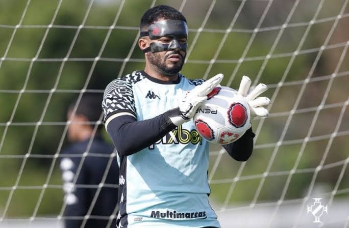 São Paulo fez consulta por goleiro destaque da Série B