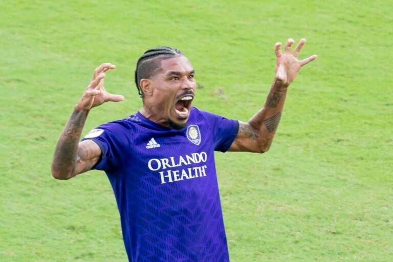 Interesse do Botafogo por Júnior Urso esfria, diz jornalista