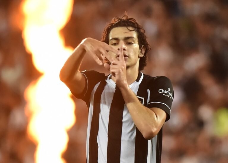 Botafogo e Matheus Nascimento ficam perto de renovação de contrato