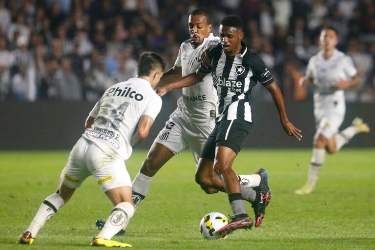 Dois clubes portugueses estão interessados na contratação de Jeffinho, destaque do Botafogo