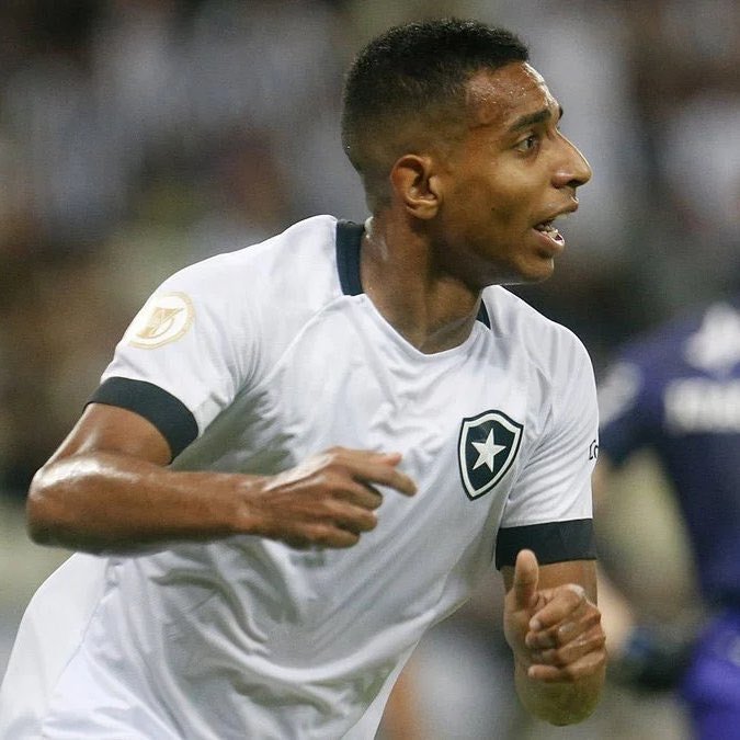 Victor Sá e Rafael podem voltar a ser relacionado pelo Botafogo contra o Corinthians