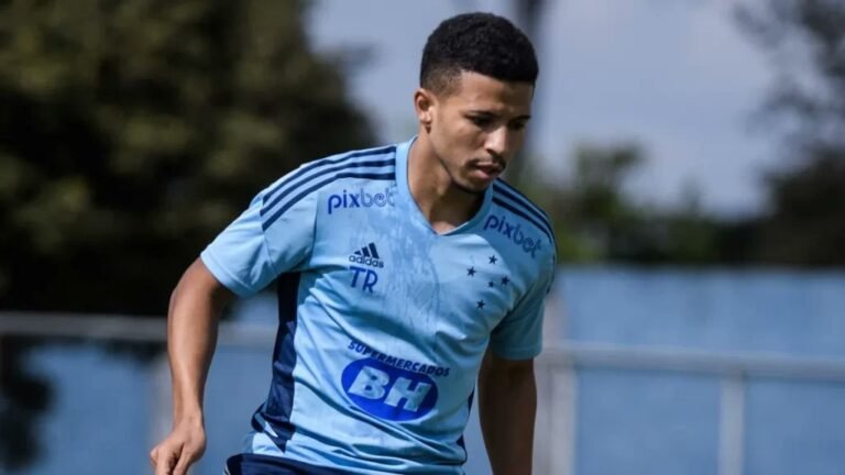 Recém-contratado pelo Cruzeiro, Shakhtar Donetsk pede a volta de Marquinhos Cipriano; jogador descarta