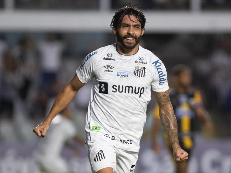 Santos economizará quantia milionária com saída de Ricardo Goulart