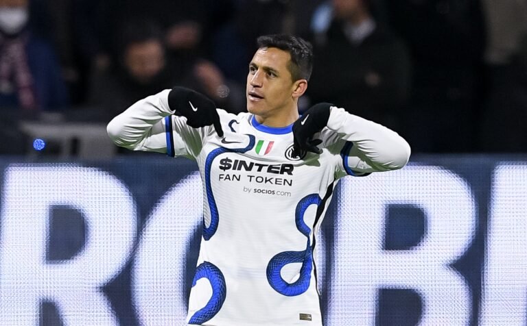 Após fechar com Vidal, Flamengo mira contratação de Alexis Sánchez