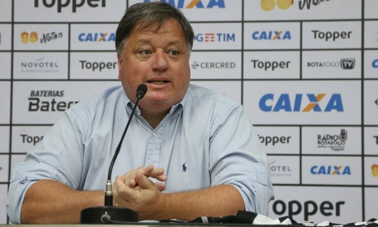 Anderson Barros critica arbitragem de Palmeiras e Ceará