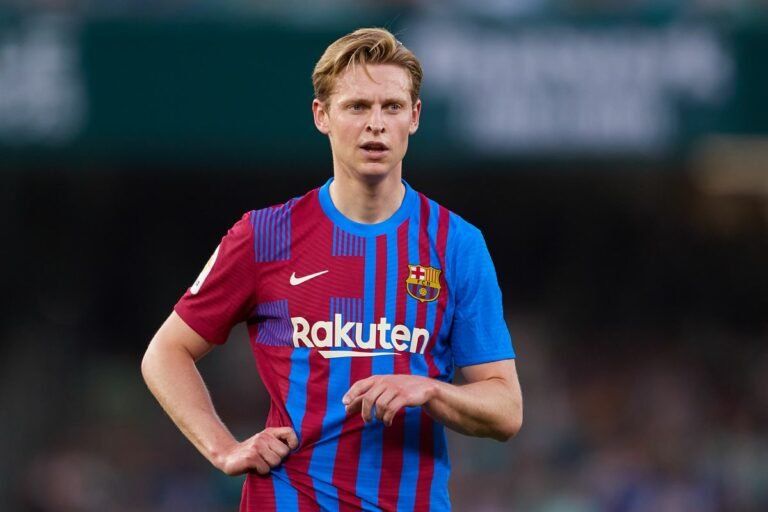 Liverpool oferece quantia milionária por Frenkie de Jong