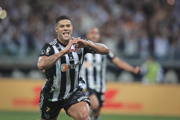 Hulk comenta empate em casa e projeta decisão: “Está tudo em aberto ainda”