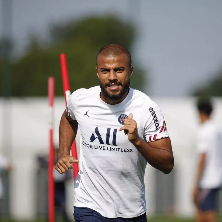 Rafinha e Paulinho? Rodrigo Caetano fala sobre possíveis reforços para o Atlético Mineiro