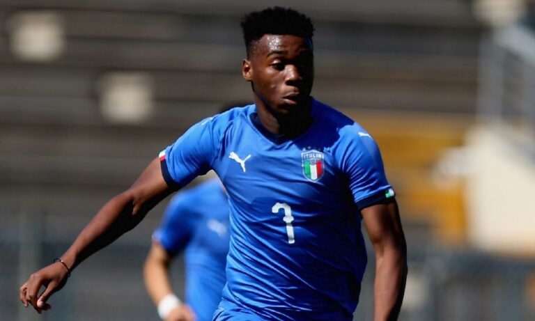 Tottenham abre conversas para contratar Destiny Udogie, da Udinese