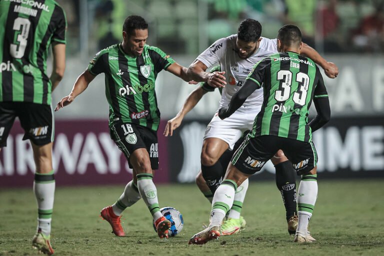 Atlético Mineiro defende tabu em clássico contra o América