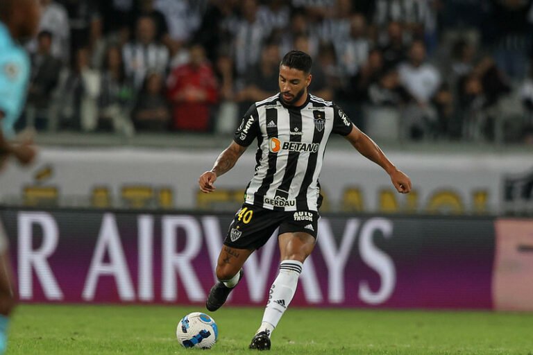 Nathan Silva admite sondagens de clubes do exterior, mas garante foco no Atlético e na briga pelo Brasileirão