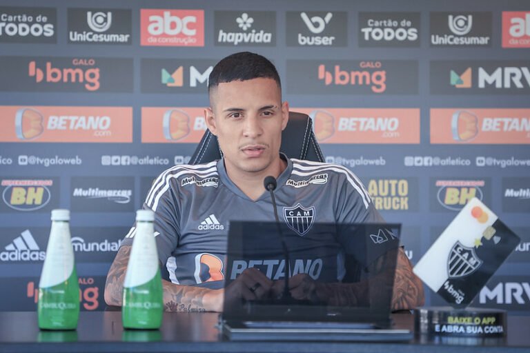 Guilherme Arana fala sobre protestos de torcida organizada na Cidade do Galo