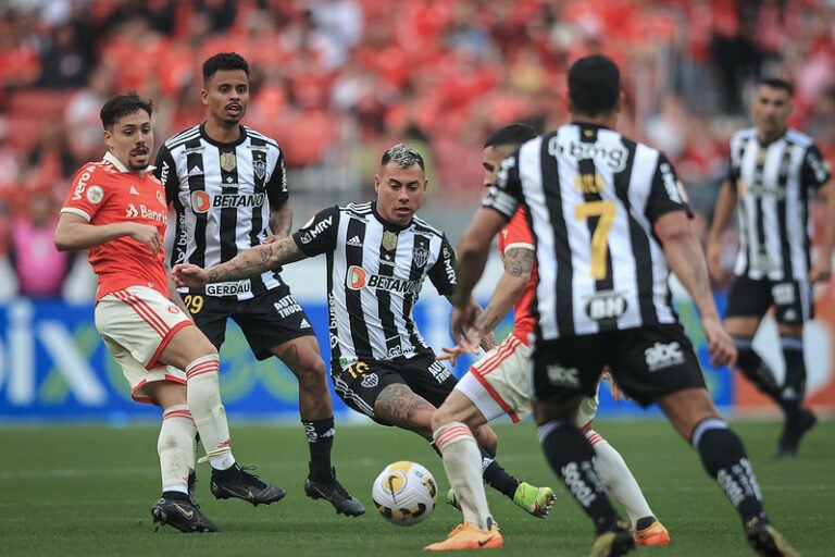 Com derrota parta o Internacional, Atlético Mineiro repete sequência negativa e quebra marca histórica após anos