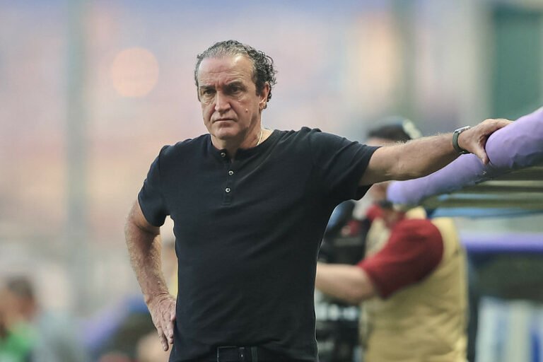 Após empate amargo, Cuca fala sobre resultados: “Tudo que eu podia fazer como treinador, foi feito”