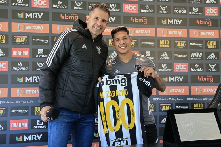 Zaracho chega a marca de 100 jogos pelo Atlético Mineiro