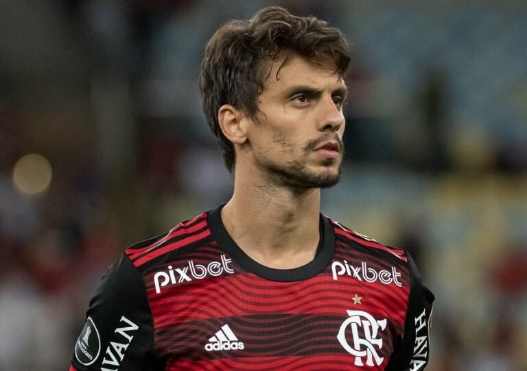 Com lesão no menisco, Rodrigo Caio segue sem previsão de retorno