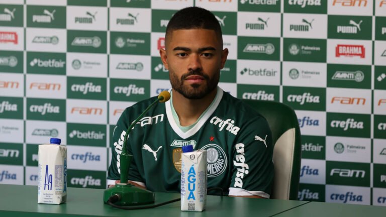 Bruno Tabata fala sobre nível de adaptação no Palmeiras