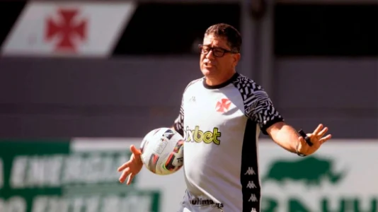 Faro diz que Vasco deve manter a tranquilidade