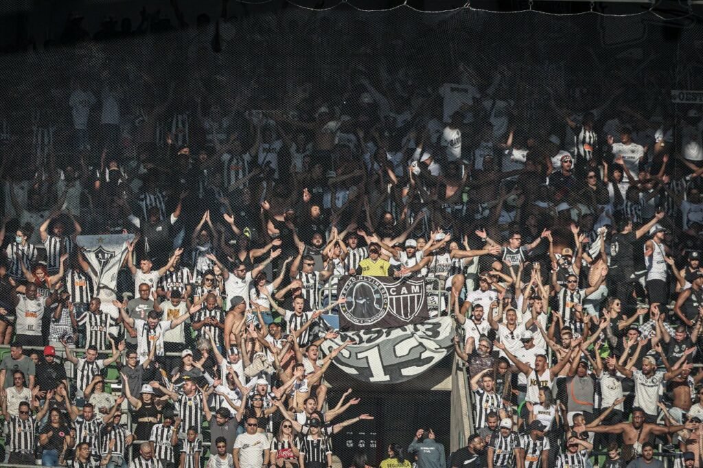 Torcida Do Atlético Mineiro Esgota Ingressos Para Duelo De Volta Contra ...