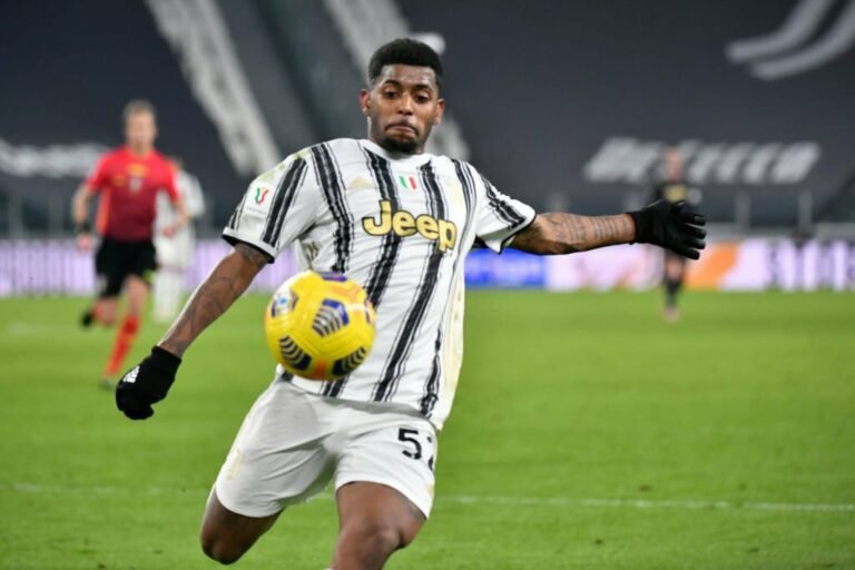 Cruzeiro deve anunciar lateral Wesley nesta semana