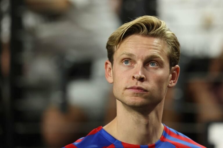 Chelsea monitora situação de Frenkie de Jong e pode dar ‘chapéu’ no United