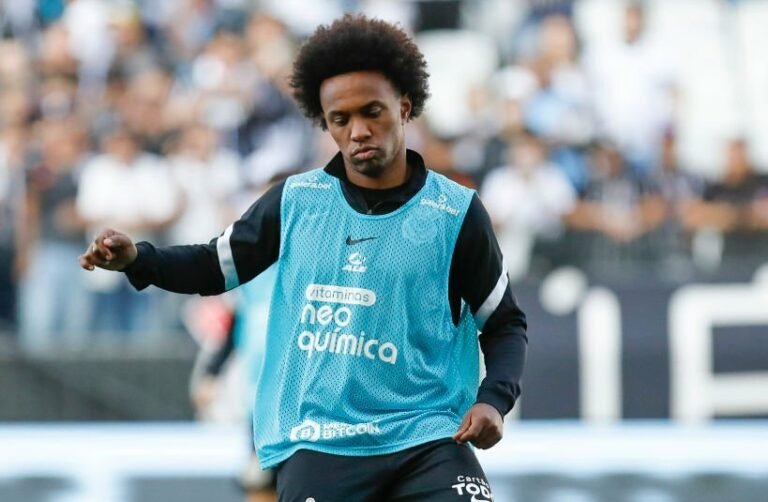 Willian é desfalque do Corinthians contra o Flamengo