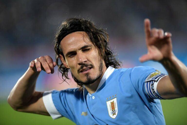 Cavani está próximo de acerto com Boca Juniors