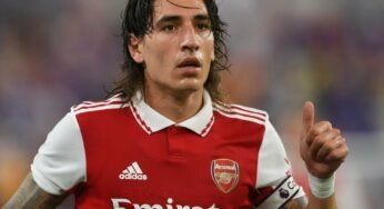 Bellerín é oferecido ao Barcelona, que estuda contratação