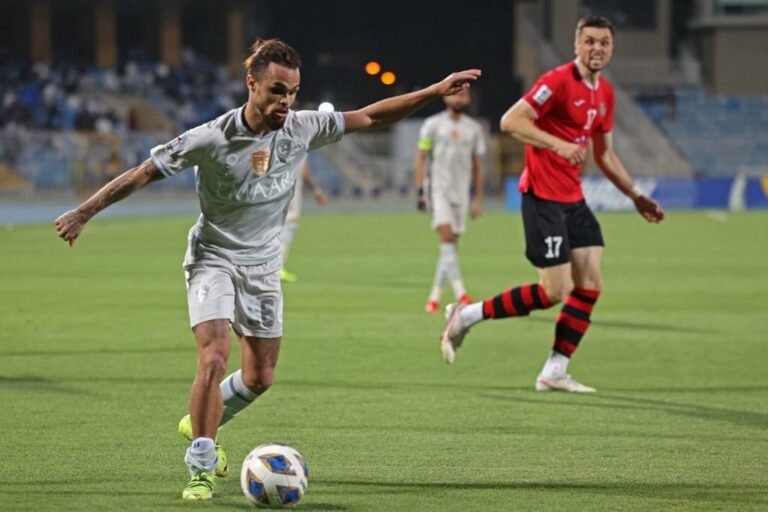 Corinthians não chega a acordo por Michael e não deve trazer substituto para Willian nesta janela