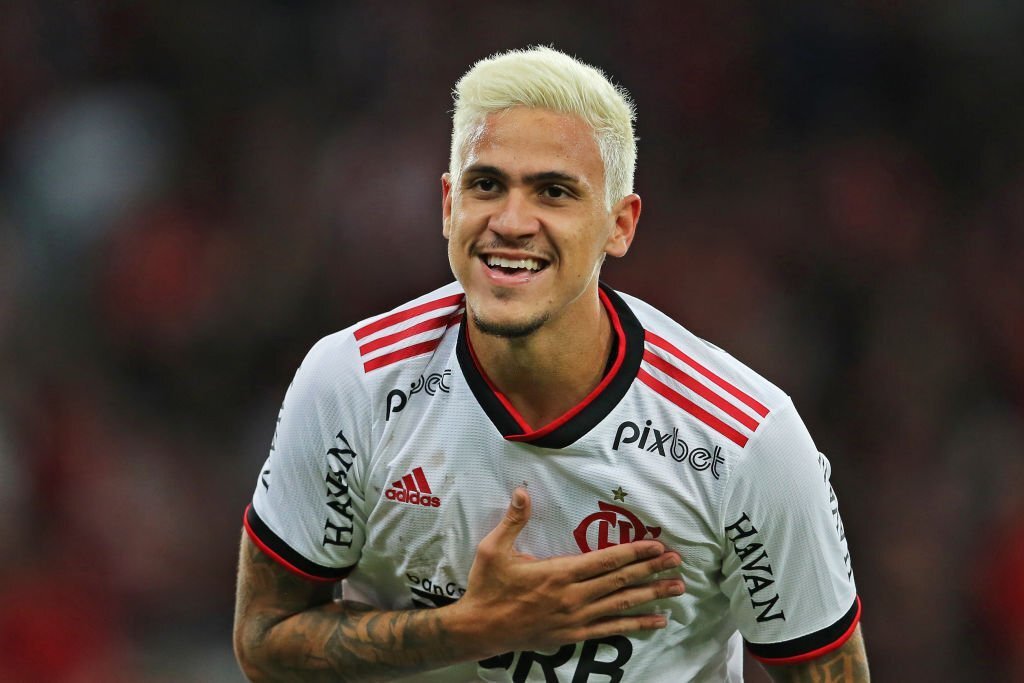 Pedro diz que treinou jogada do gol contra o Athletico-PR