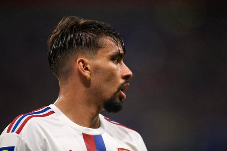 Newcastle segue interessado em Lucas Paquetá