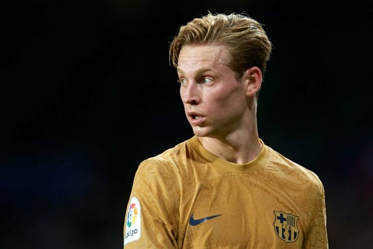 Manchester United prepara nova investida por Frenkie de Jong