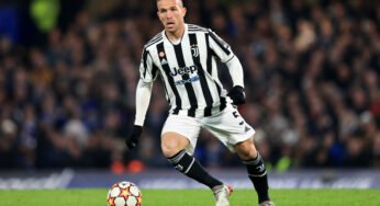 Arthur, ex-Grêmio, é oferecido ao Flamengo, que descarta contratação