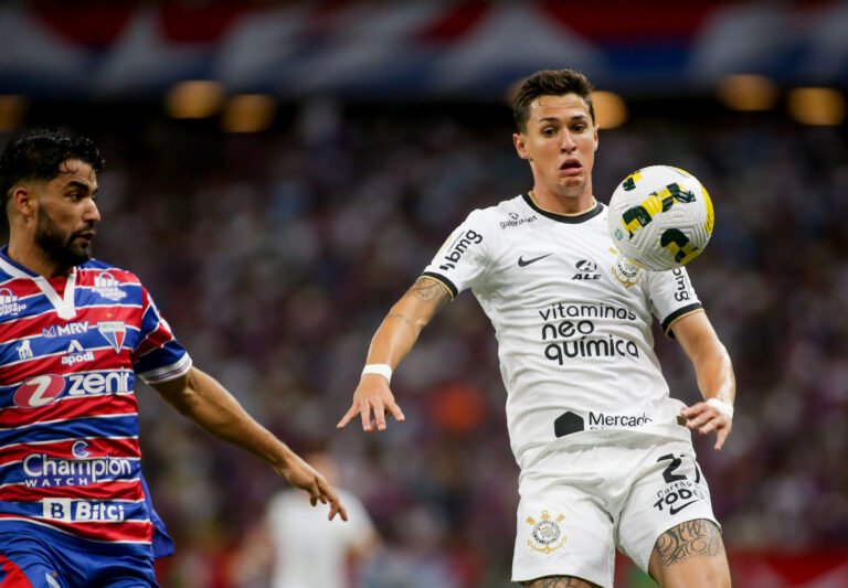 Clube português envia proposta ao Corinthians por Mateus Vital