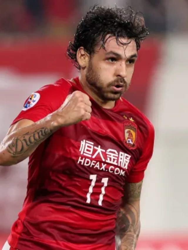 AFC-Champions-League---Guangzhou-Evergrande-v-Suwo-8f7ea7e86fc68352ed7eef9777982f38