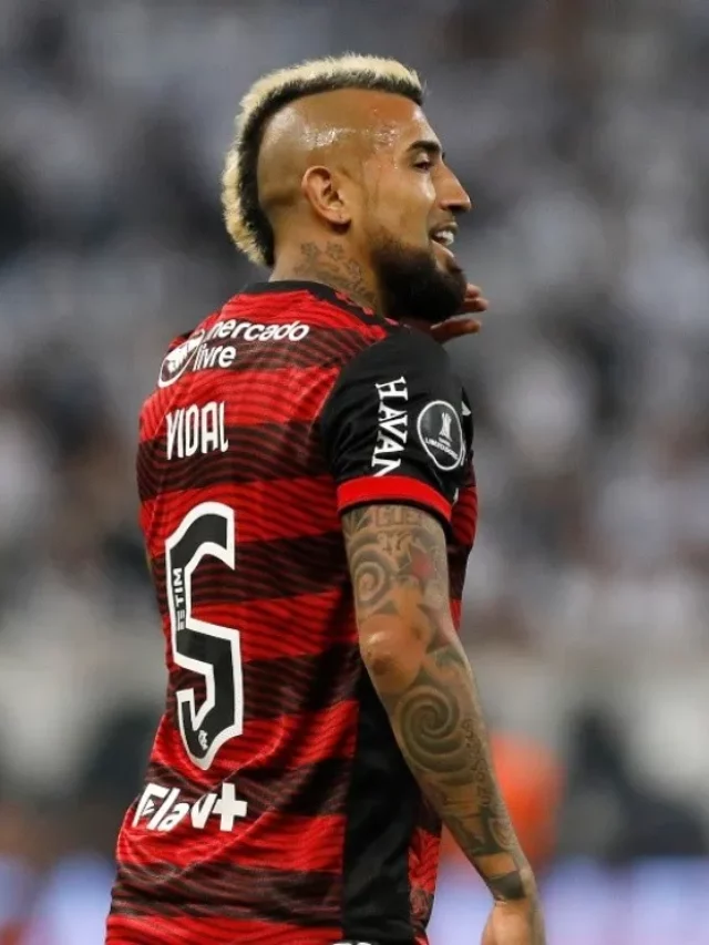 arturo_vidal_flamengo_corinthians_copa_libertadores_ida_2022.jpg_242310155