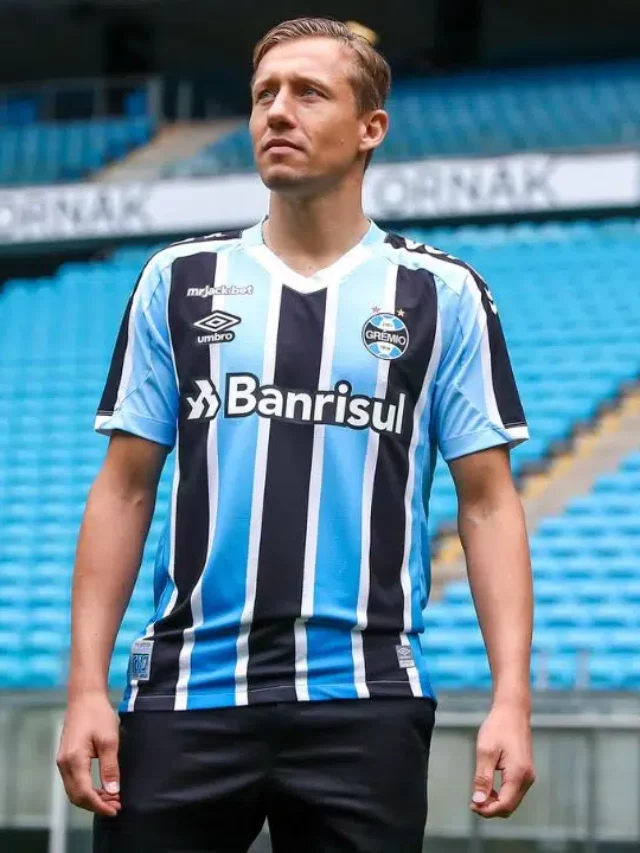 lucas-leiva-gremio-4