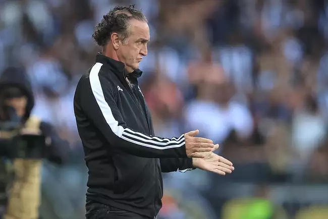 cuca-ainda-nao-conseguiu-acertar-o-time-apos-o-seu-retorno_1_92363