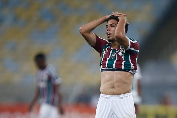 Internacional recebe proposta por Nonato e meia pode deixar o Fluminense