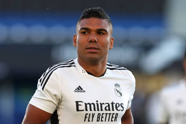 Próximo do Manchester United, Casemiro entrará em lista dos jogadores mais bem pagos do mundo; confira ranking