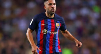 Barcelona surpreende e encaminha empréstimo de Jordi Alba para Inter de Milão
