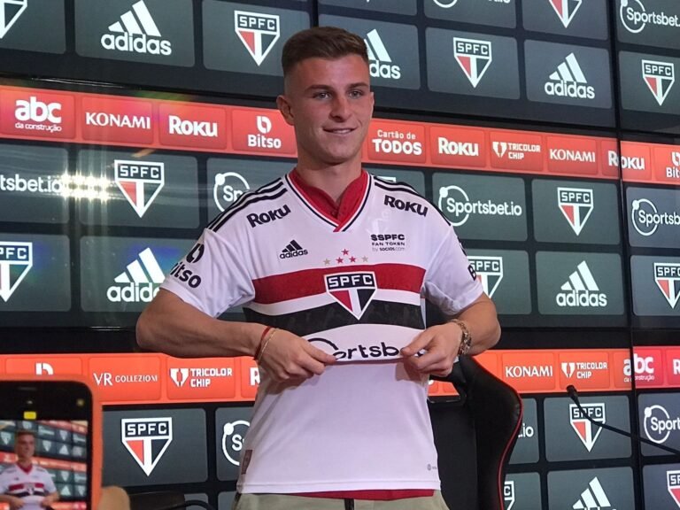 giuliano-galoppo-veste-a-camisa-do-sao-paulo-1658949455597_v2_4x3